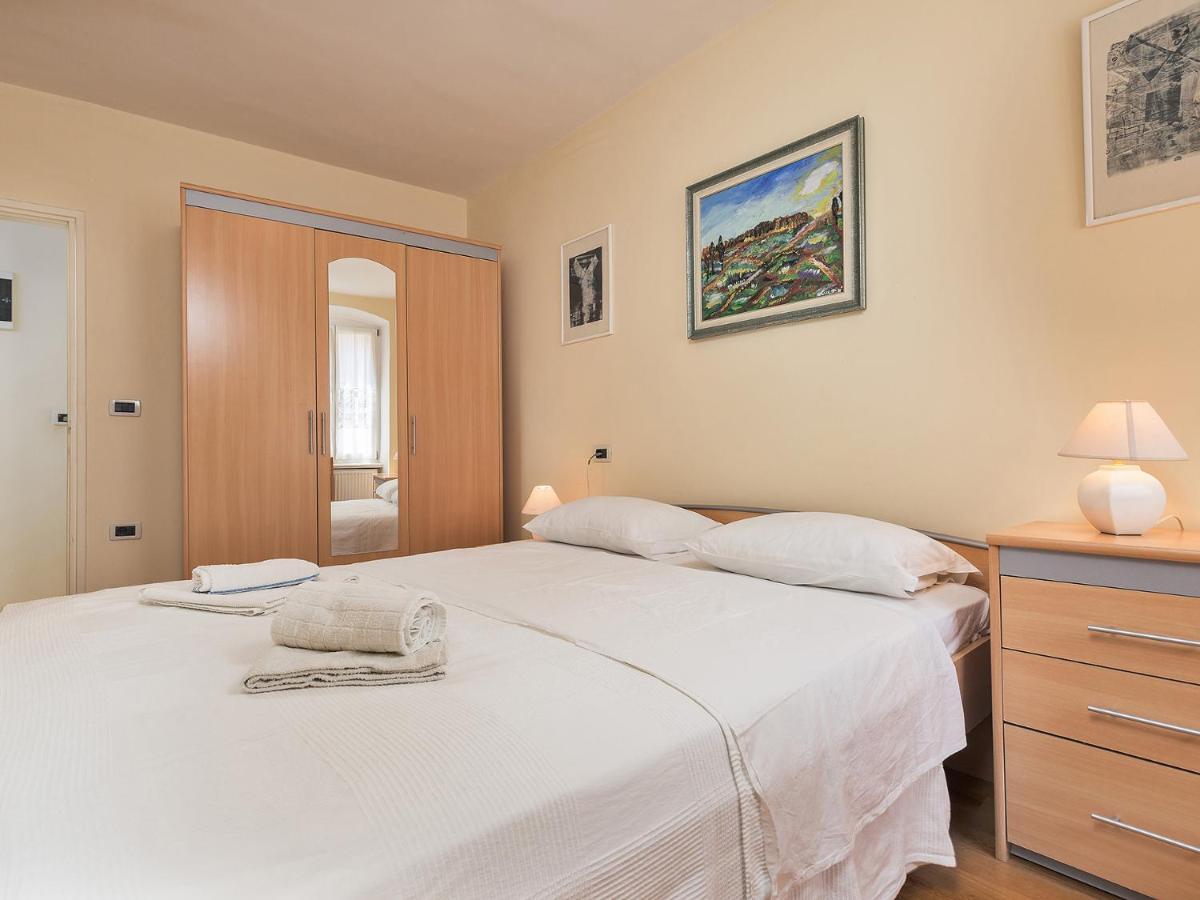 Ferri Fi 2Bdr Apartment By Irundo Ровинь Экстерьер фото
